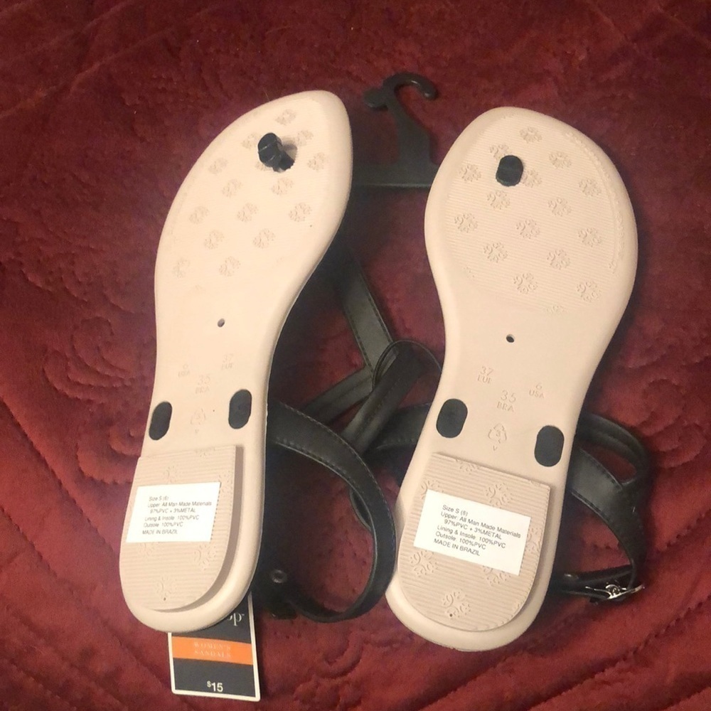 Sandals - Picture 2 of 6